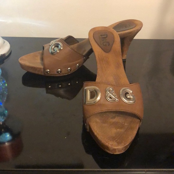Dolce & Gabbana Shoes - Dolce & Gabbana wood heels w/D&G in silver letters